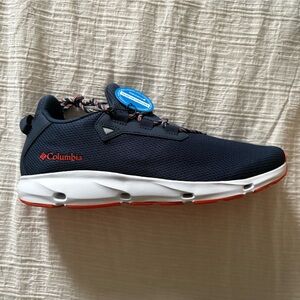 Columbia Vent Aero shoes in Collegiate Navy and Red Quartz BRAND NEW IN BOX